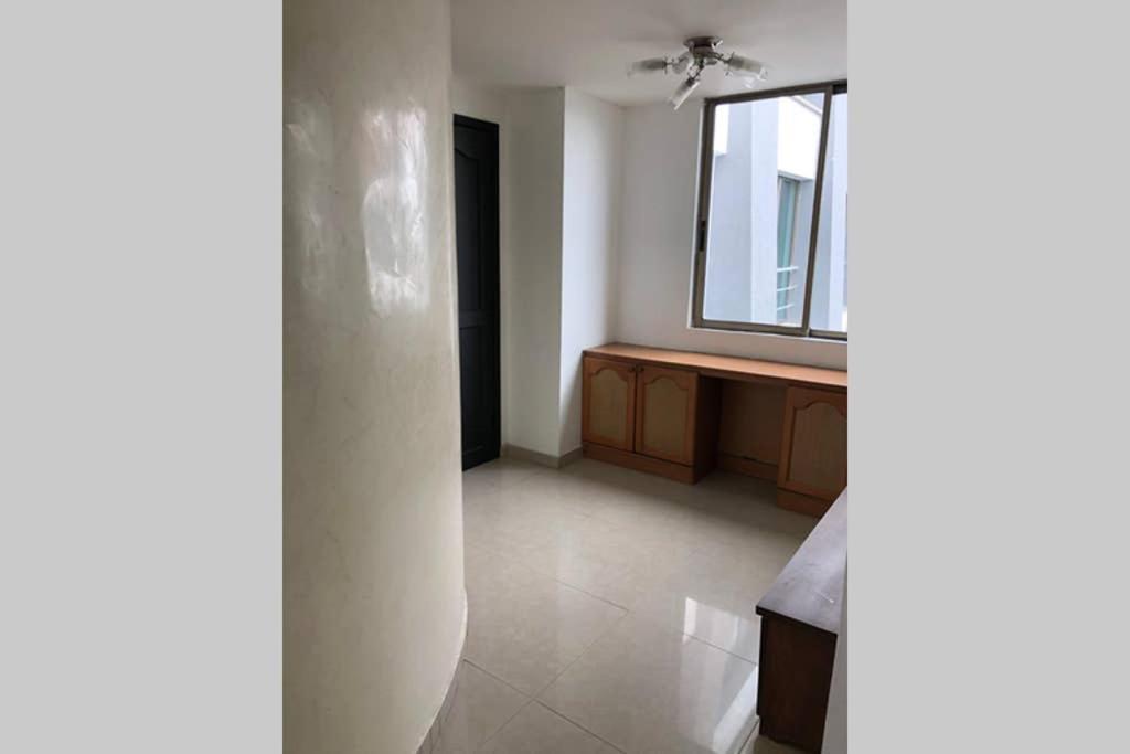 Apartamento Amoblado Con Excelente Ubicacion Pereira Extérieur photo