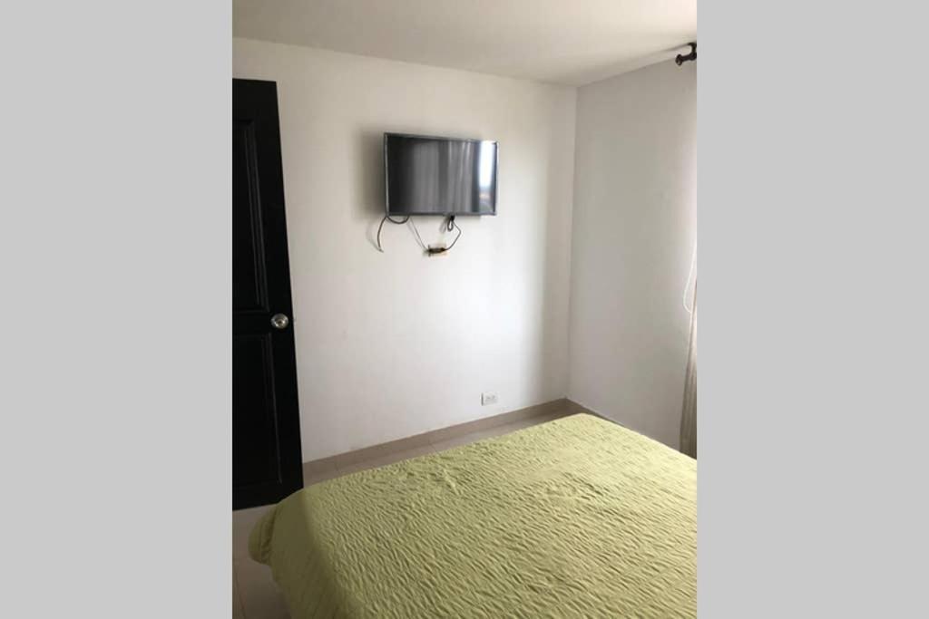 Apartamento Amoblado Con Excelente Ubicacion Pereira Extérieur photo